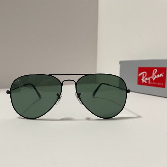 RB3025 Ray-Ban Aviator Classic Black with Gray Green Lens Sunglasses 58-14 - Picture 3 of 11